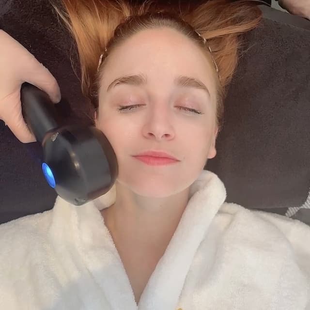 Cryo Fresh Face Club at Shapetress in Santa Monica, CA